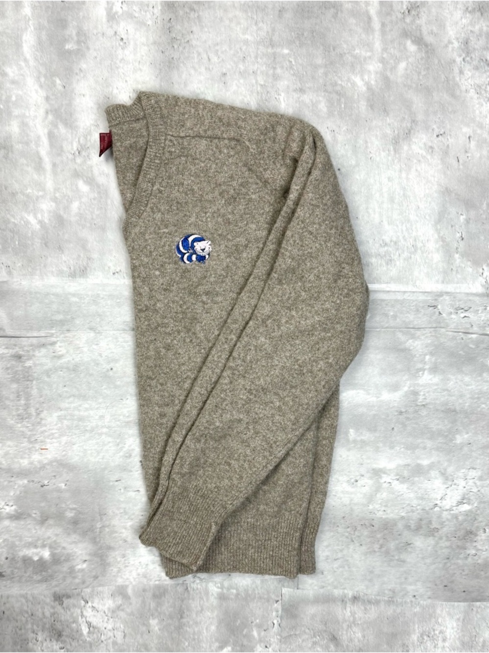 Vintage Nordstrom 100% Lambswool Sweater Girls Large V-Neck Beige Knit Pullover
